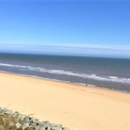Fabulous 2 Bedroom Dog Friendly Chalet 5 Min Walk To Beach, Nr Gt Yarmouth & Norfolk Broads Scratby Eksteriør billede
